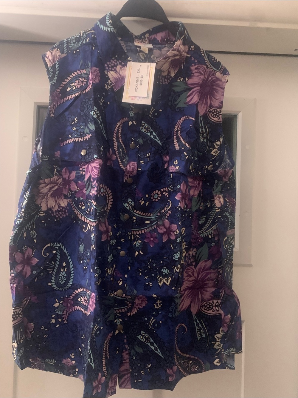 Brand New with tags LulaRoe Roxanne 3XL sleeveless blouse dark blue navy